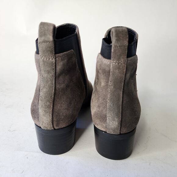 Marc Fisher Ignite Point Toe Bootie Women's 6.5M Gray Suede Ankle Boot - Picture 6 of 9